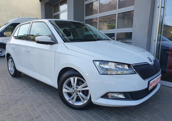 Skoda Fabia cena 48900 przebieg: 64003, rok produkcji 2021 z Warszawa małe 529